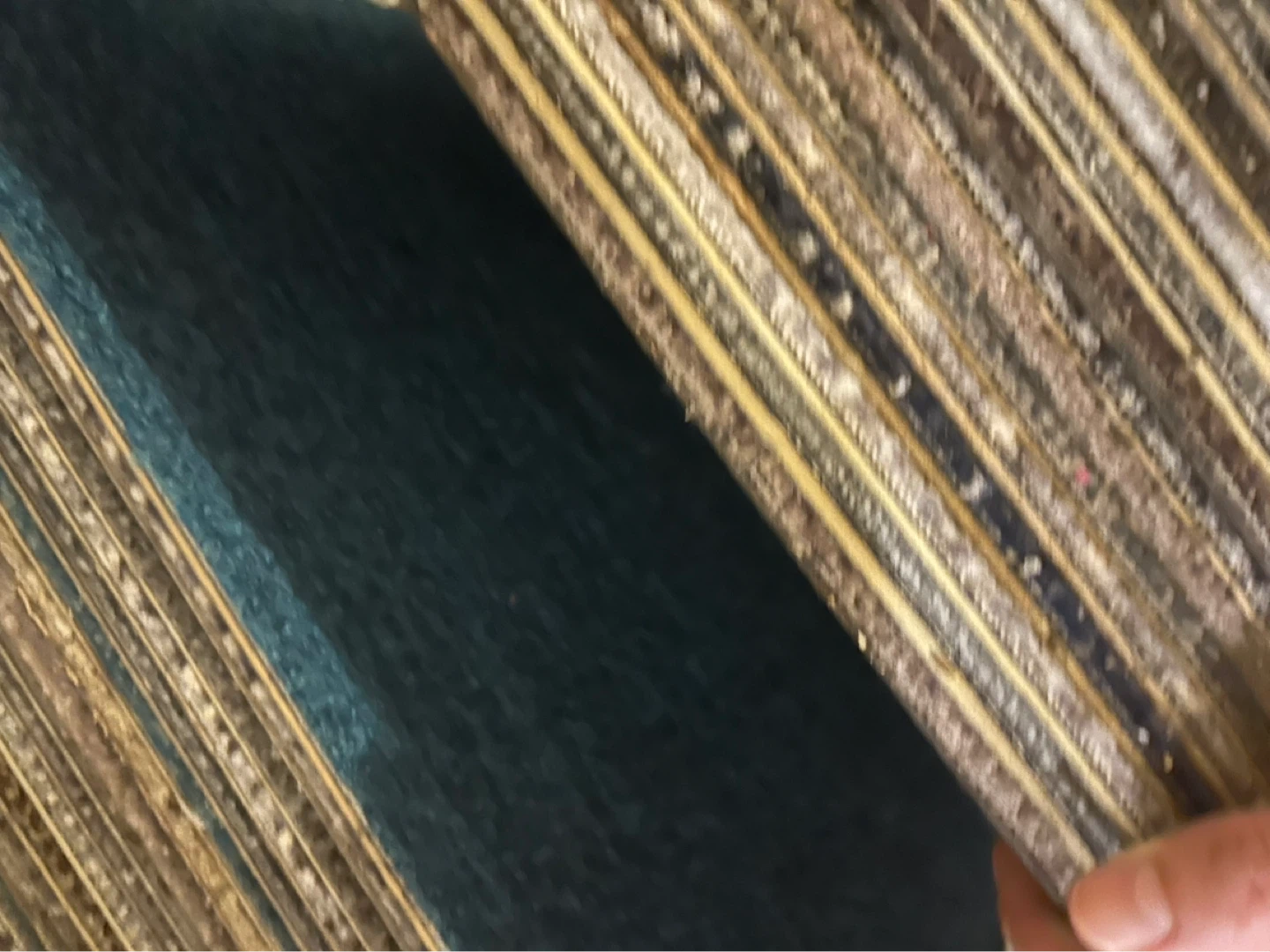 Carpet Tiles Assorted Colours & Textures - photo 4