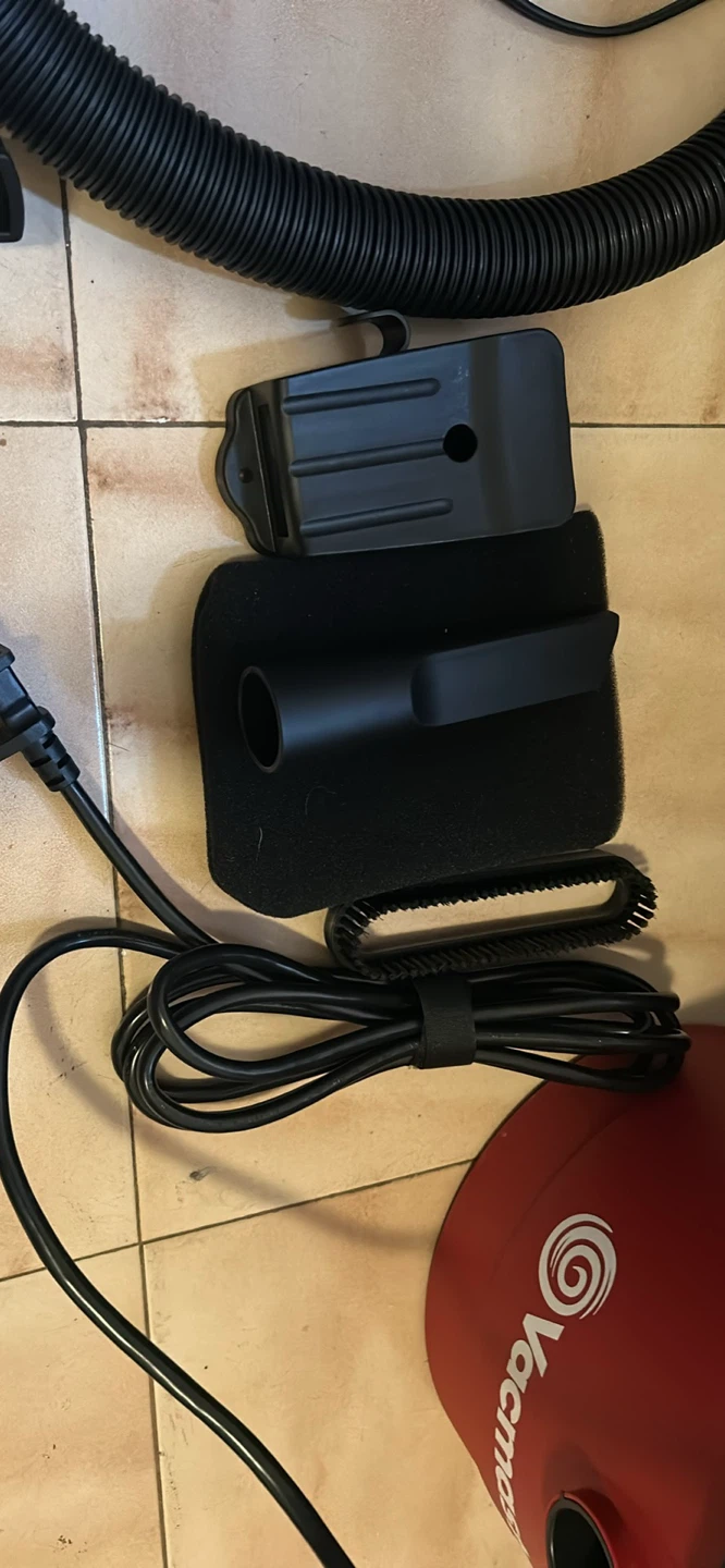 Vacmaster 2.5 Gallon Wet/Dry Vac - photo 2