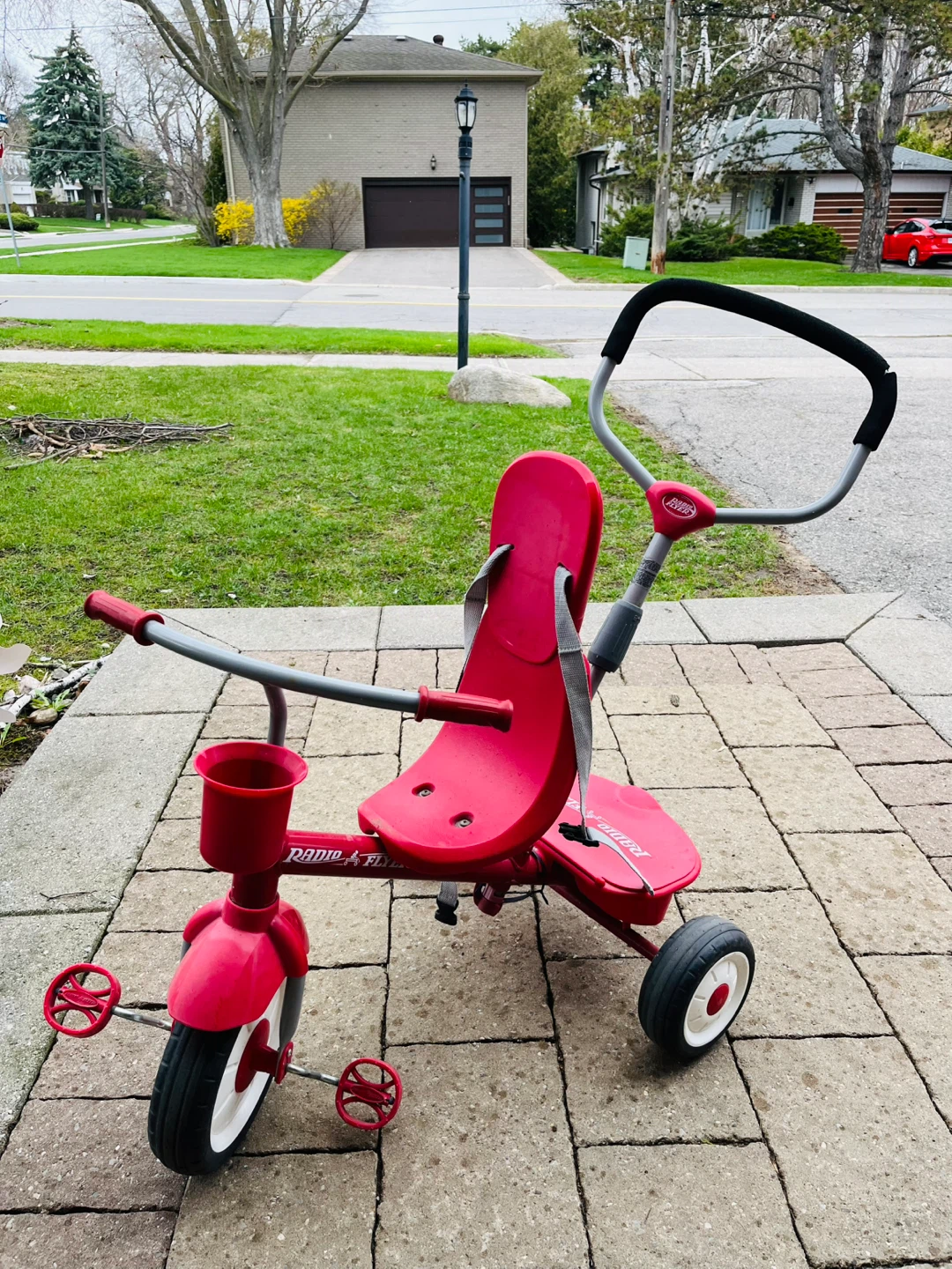Radio Flyer Red Tricycle with Handle
