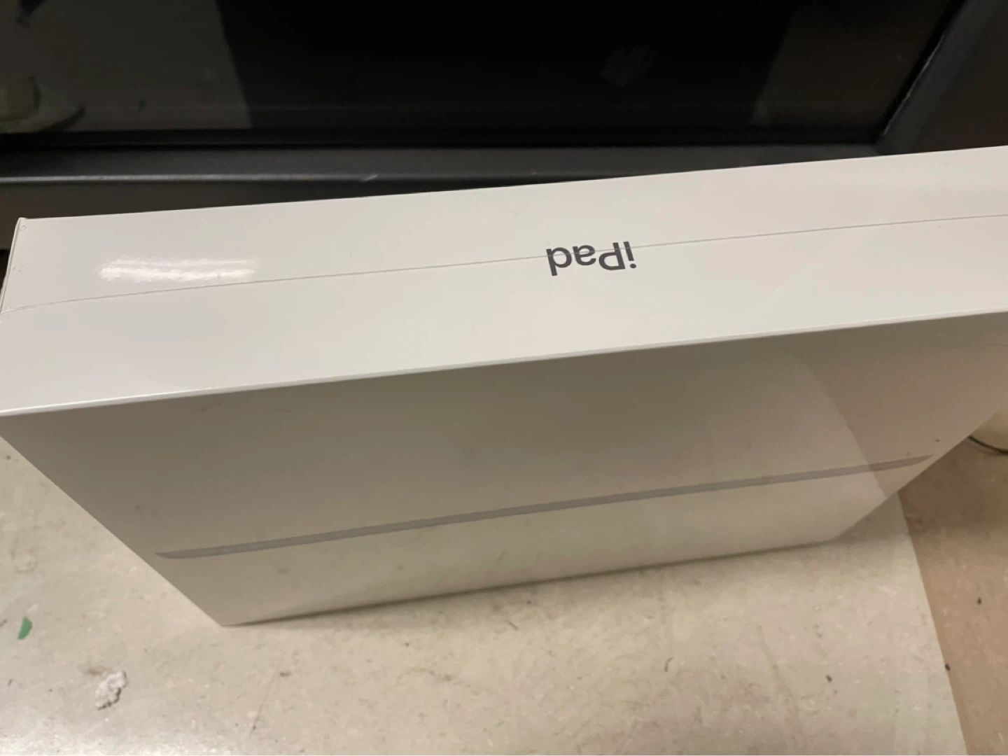 Apple iPad (9th Gen) Wi-Fi 64GB with protector case - photo 4