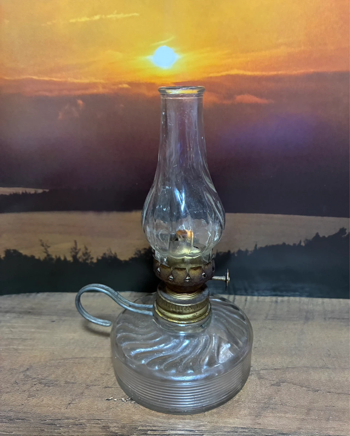 Miniature Swirl Glass Finger Oil Lamp With Chimney