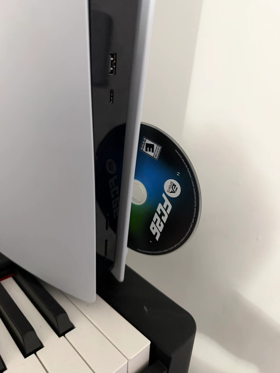 Ps5 + FC26 Disc - photo 5