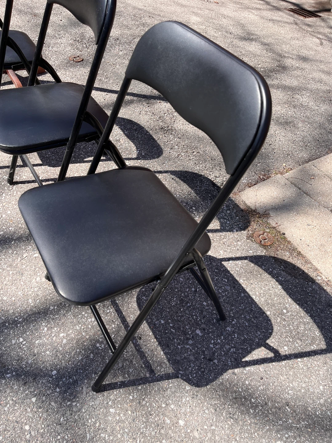 Set of 3 Black Folding Chairs - photo 2