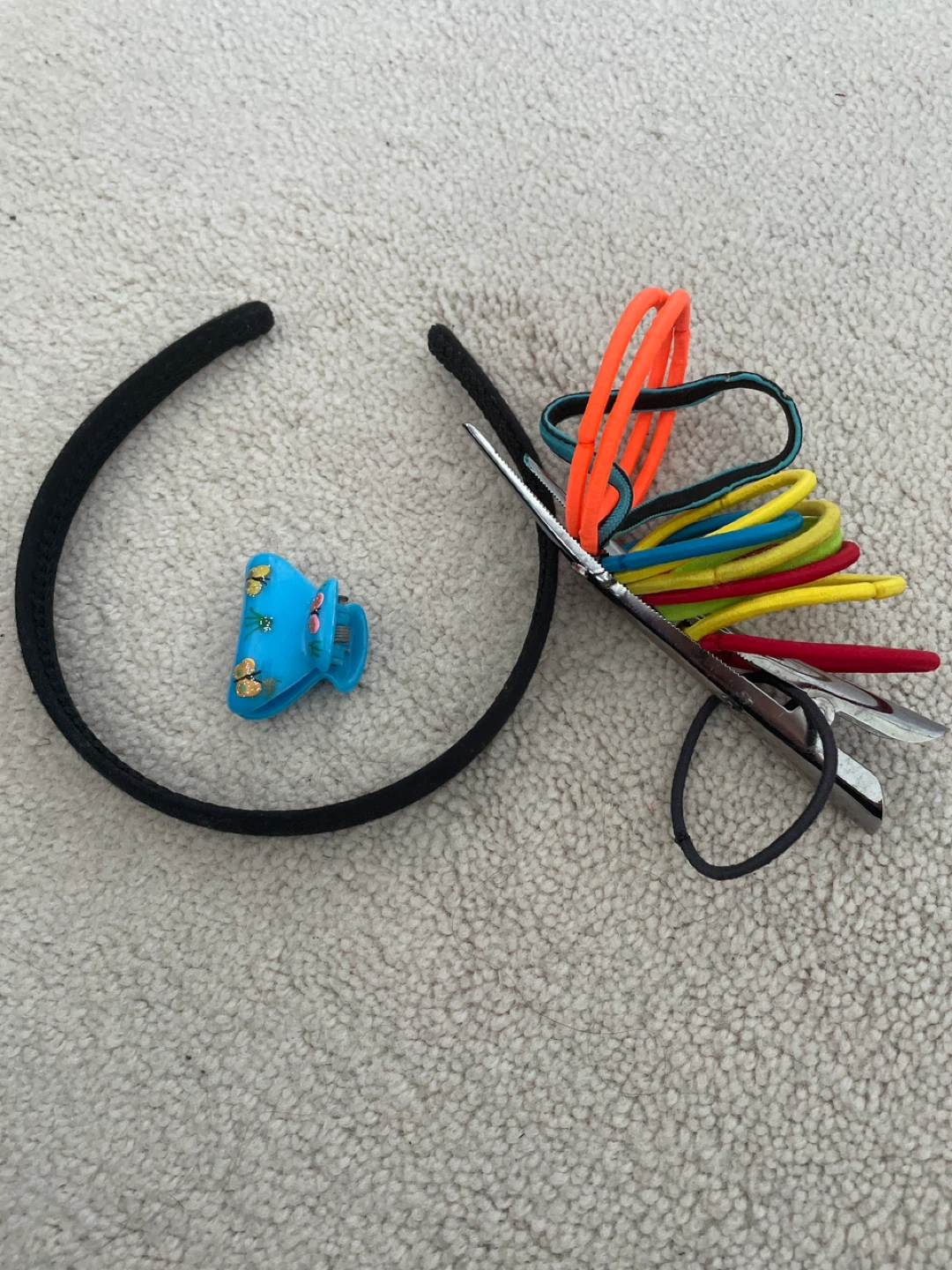 Hair Accessories Bundle - Scrunchies, Claw Clip, Headband & More - photo 5