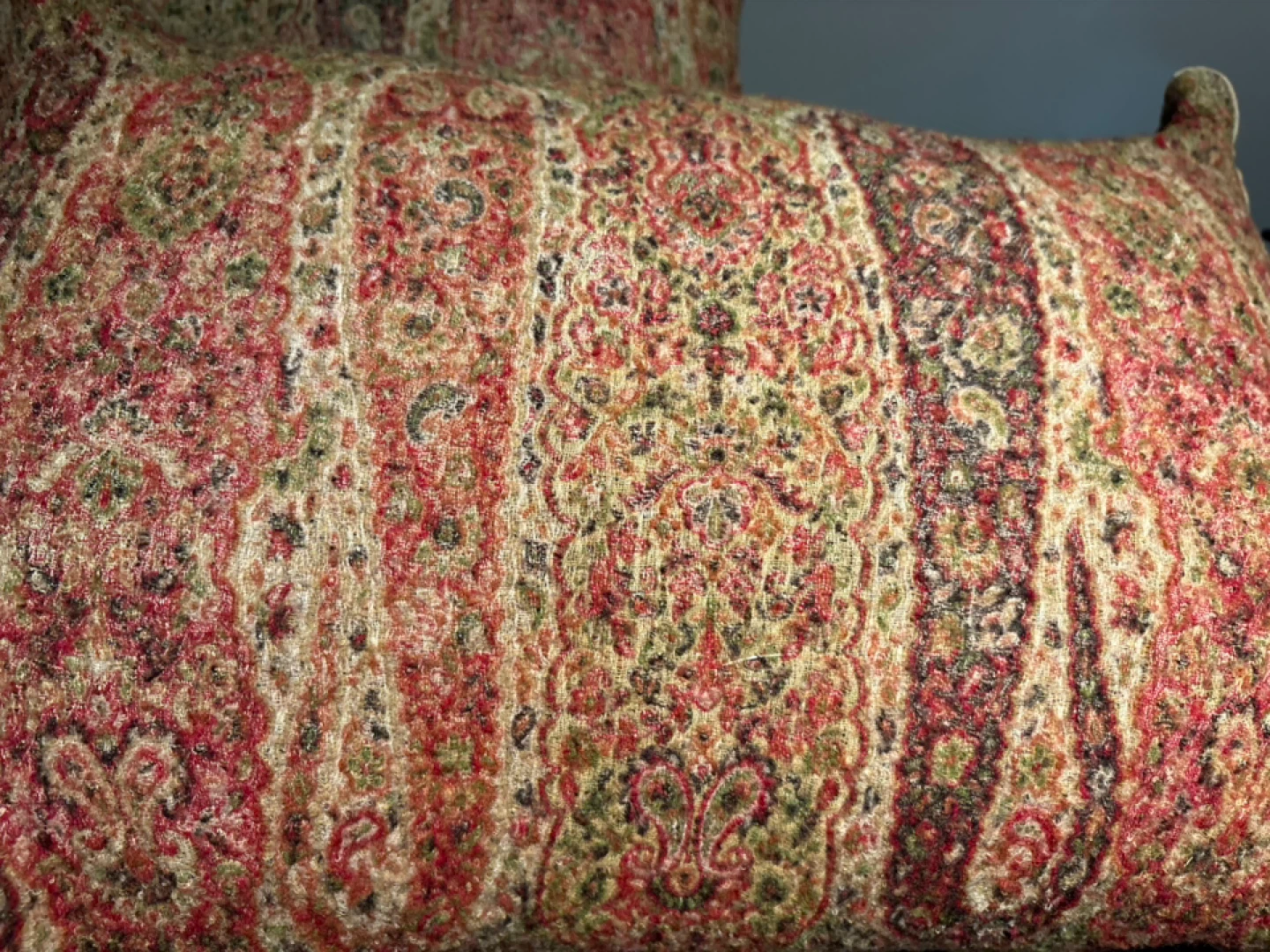 Pottery Barn Throw Pillows - photo 2