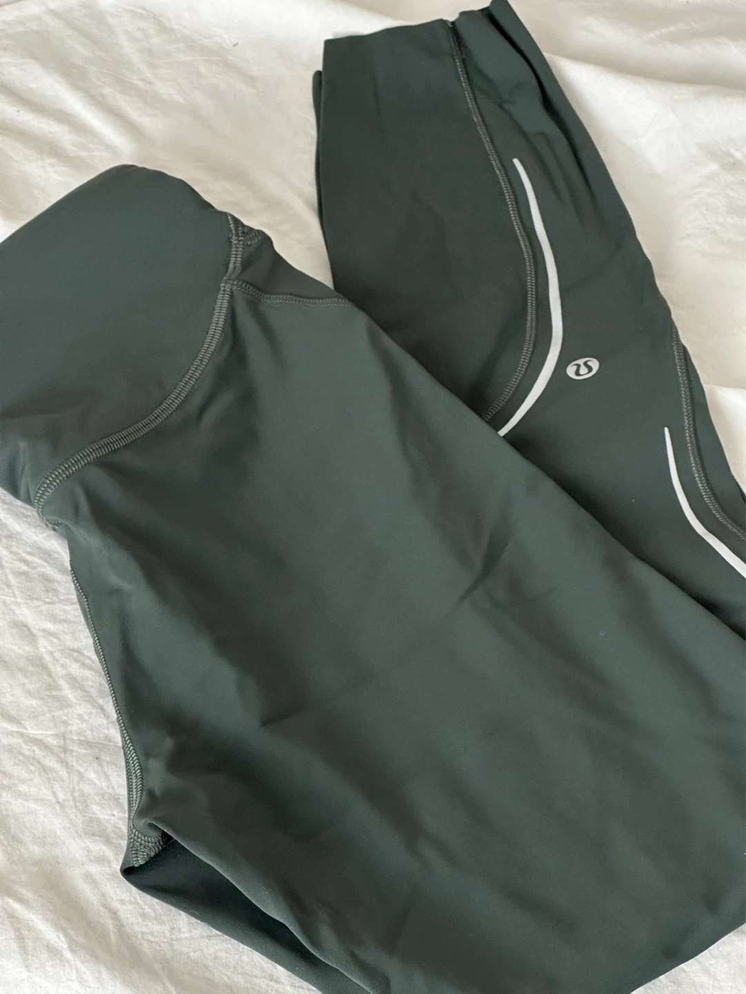 Lululemon leggings (swipe for more) - photo 5