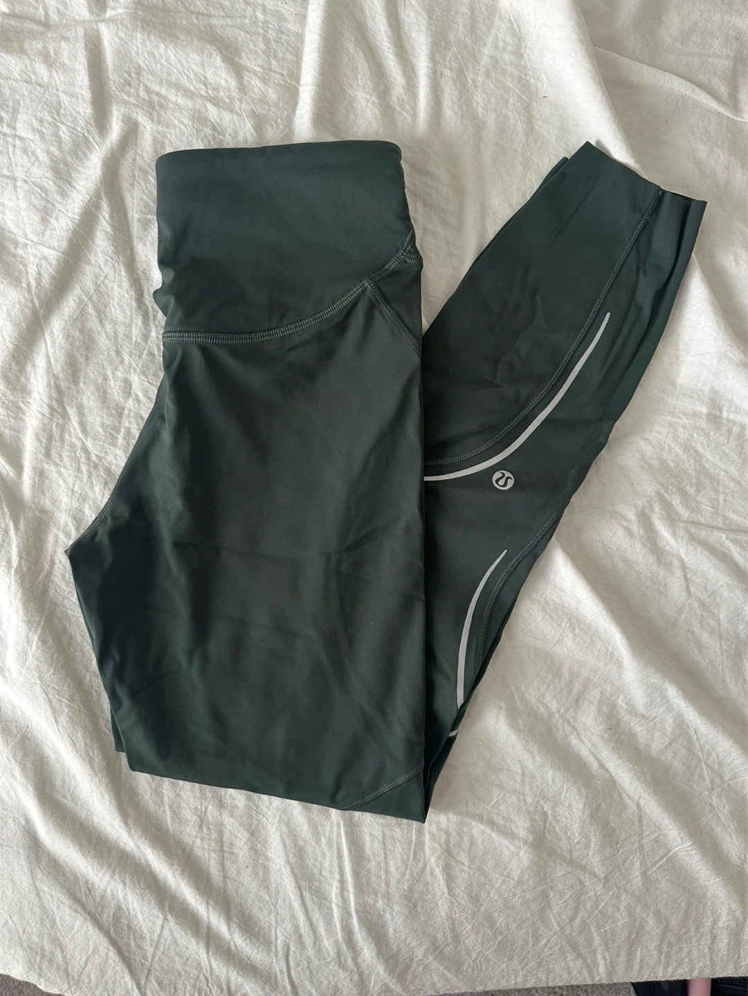Lululemon leggings (swipe for more) - photo 4