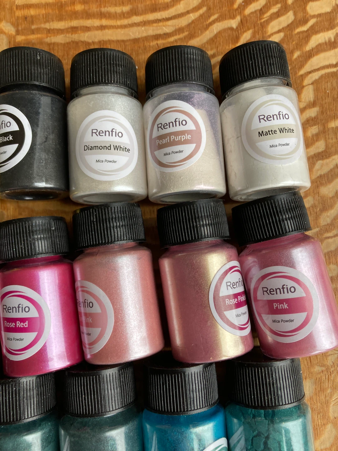 Set of 40 New Mica Powders - photo 5