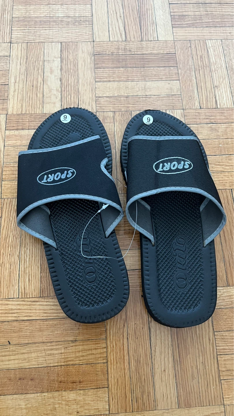 Sport Slides/Slippers - Size 9 Brand new - never used