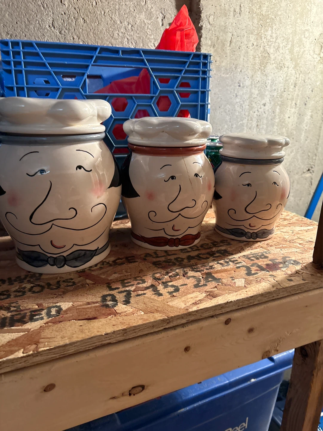 Set of 3 Chef Face Ceramic Canisters - photo 2