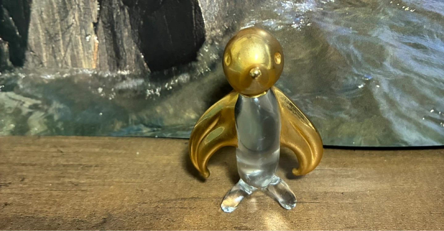 Penguin Figurine With Glass and Glit Gold - photo 2