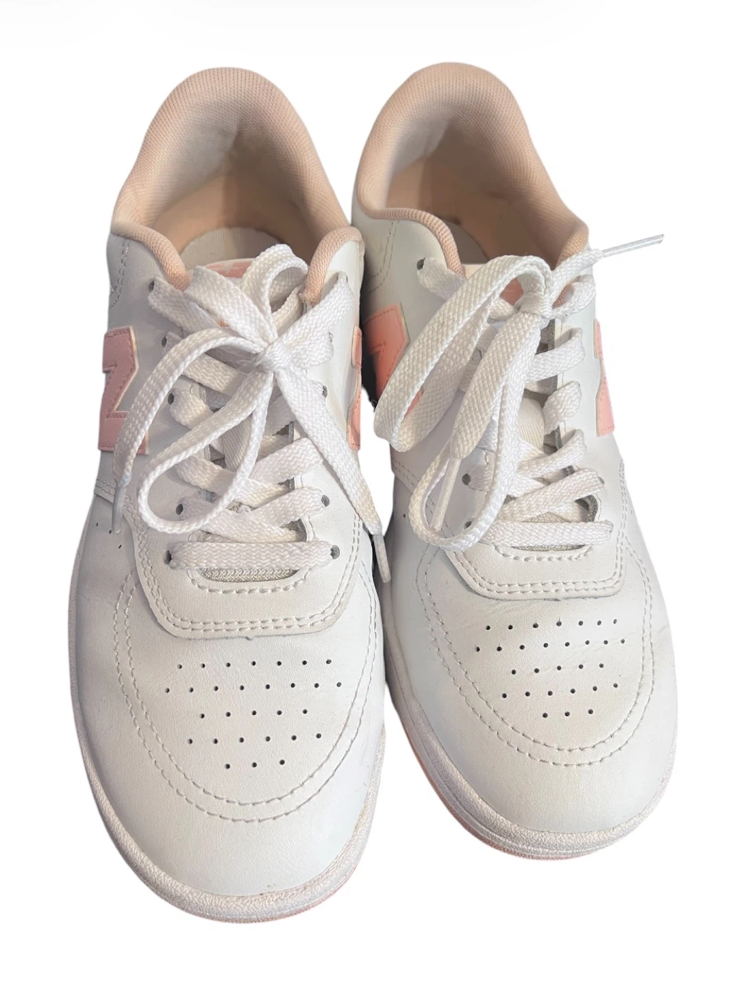 New Balance Sneakers – Size 8 (Gently Used) - photo 3
