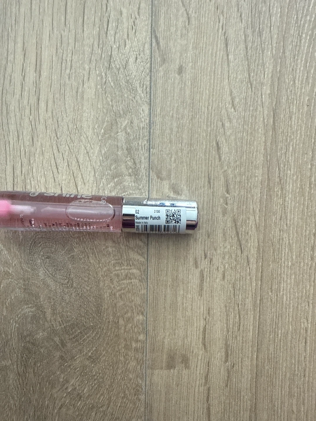 Essence Extreme Shine Lip Gloss New - photo 2