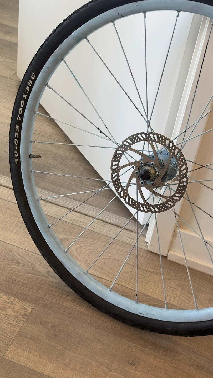 700c Bike Wheel with Disc Brake Rotor and Innova Tire - photo 3