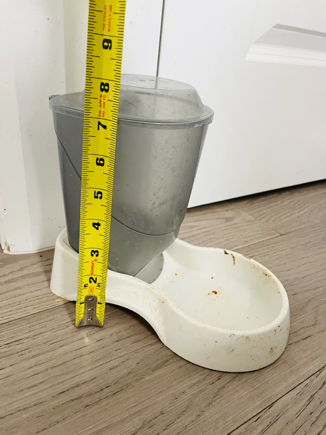 Cat Feeder