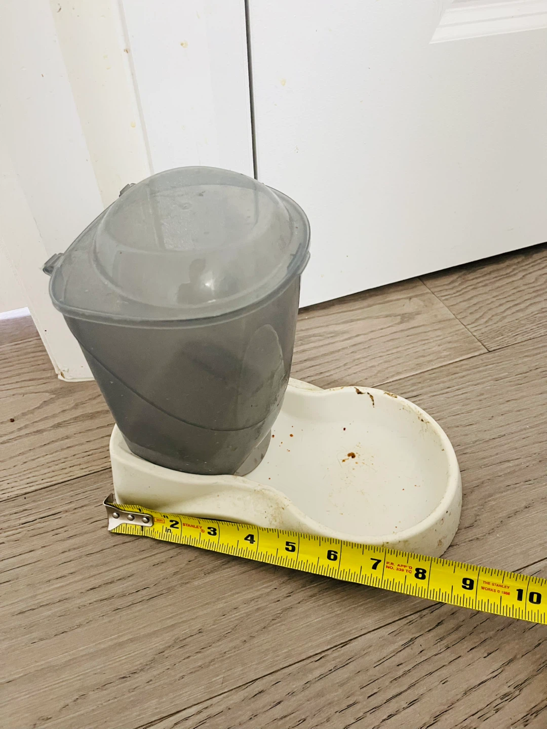Cat Feeder - photo 2