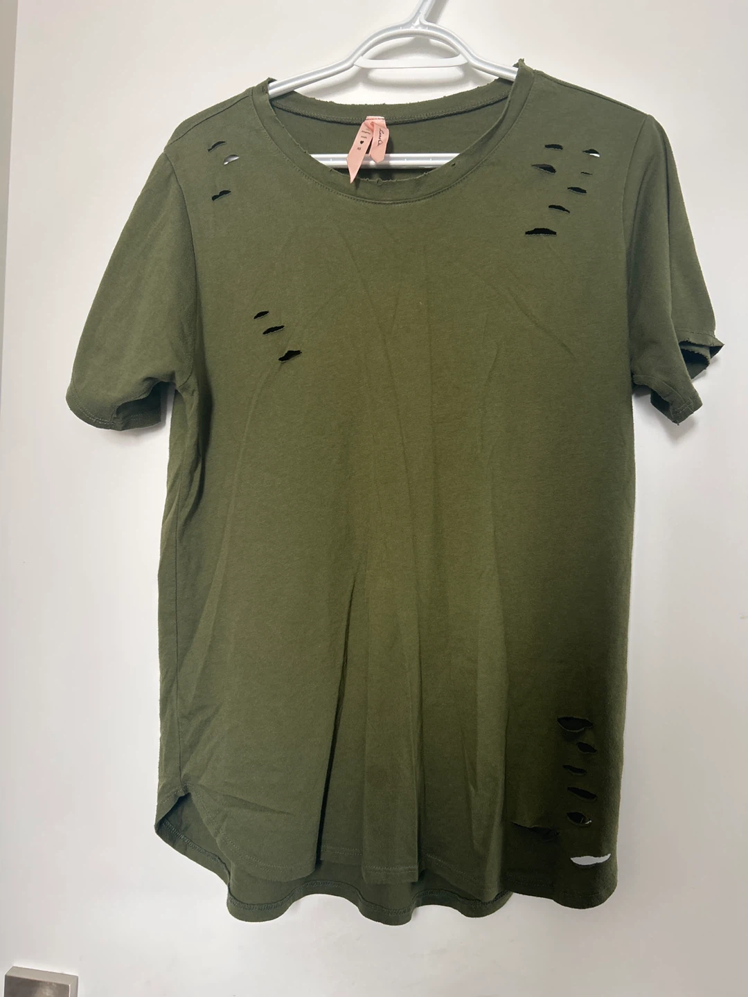 Luna Chic Distressed T-Shirt XS