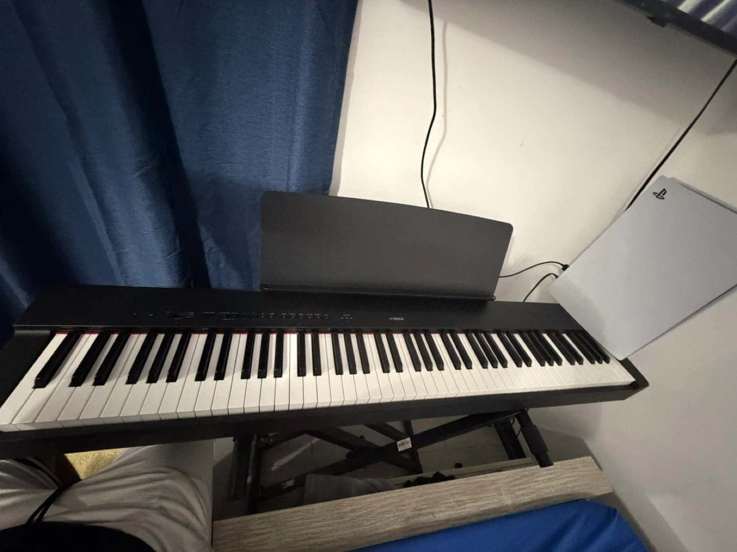 Yamaha P225 Digital Piano - photo 3