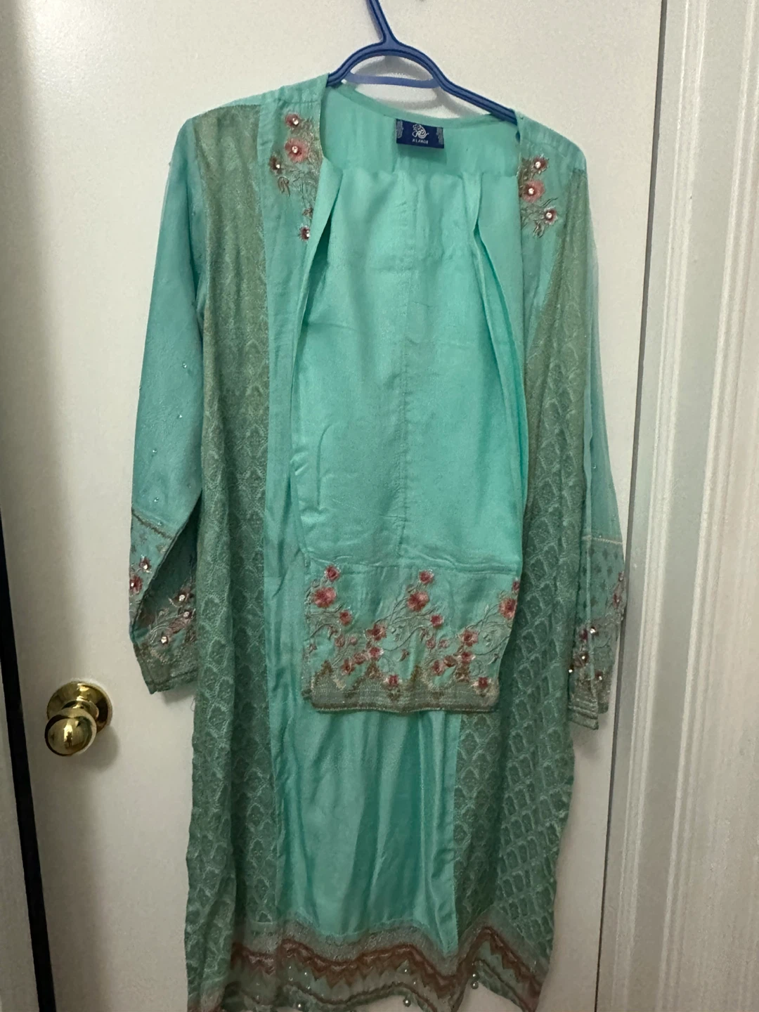 Beautiful suit in. Xl - photo 4