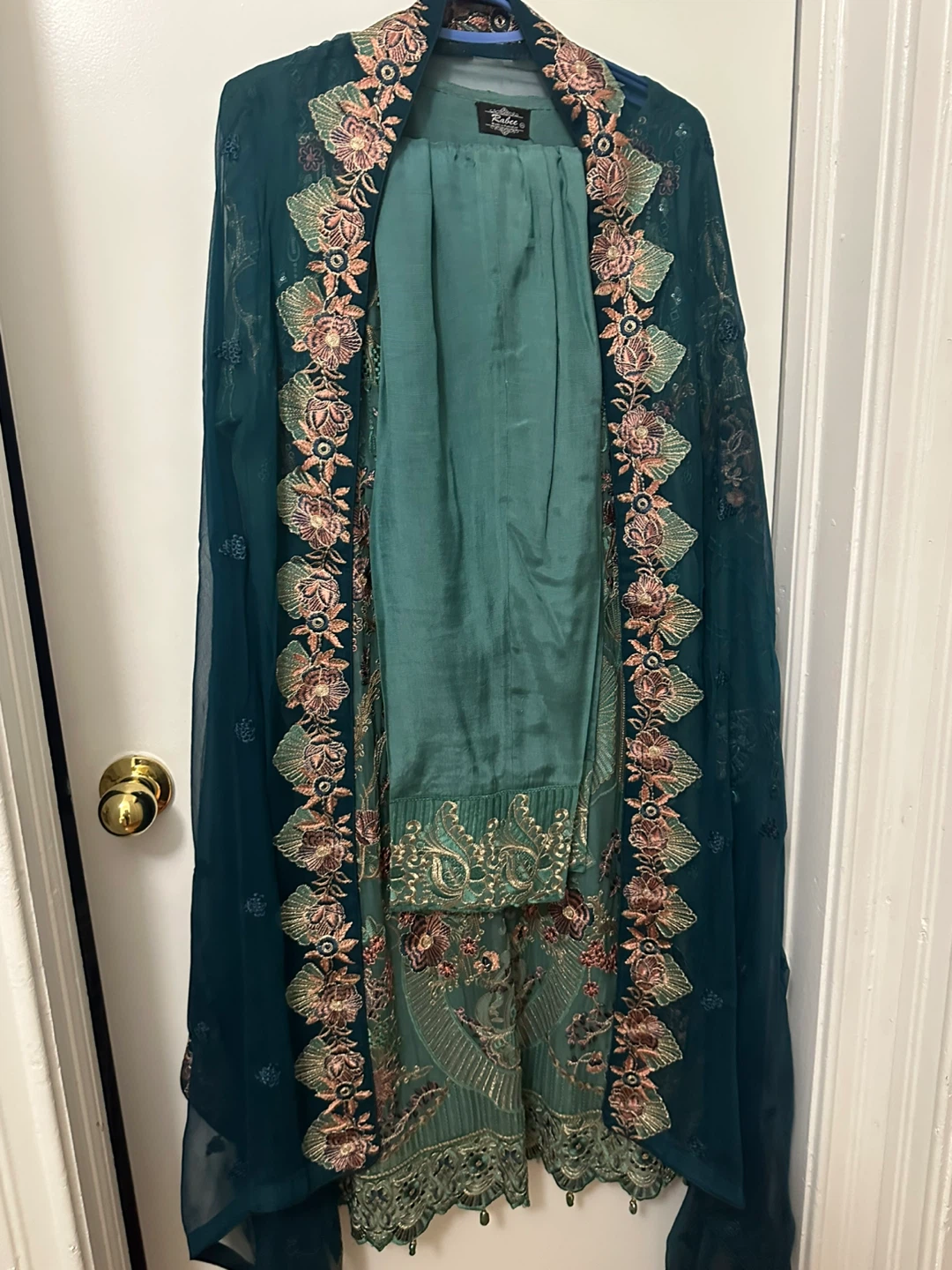 Embroidered Teal Suit with Dupatta - photo 3