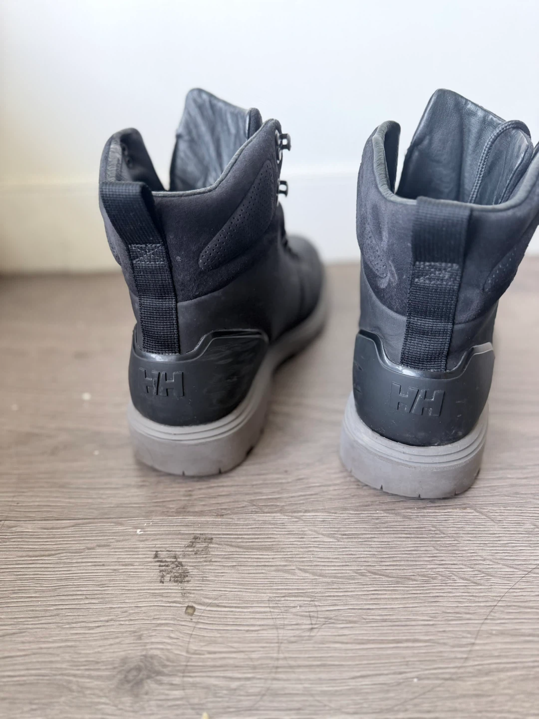 Helly Hansen Black Hiking Boots US 10 - photo 4