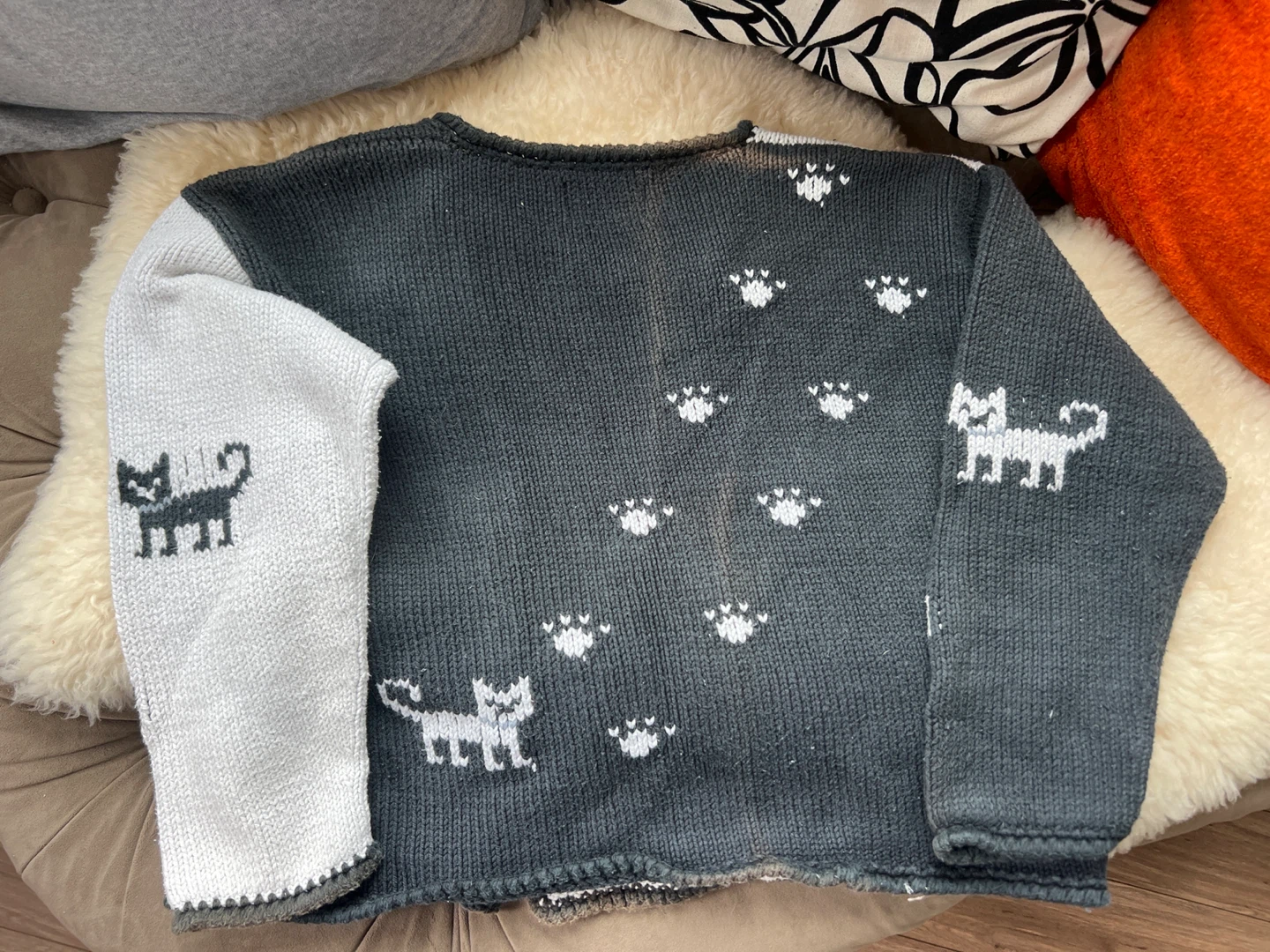 Vintage Black & White Cat cardigan - photo 2