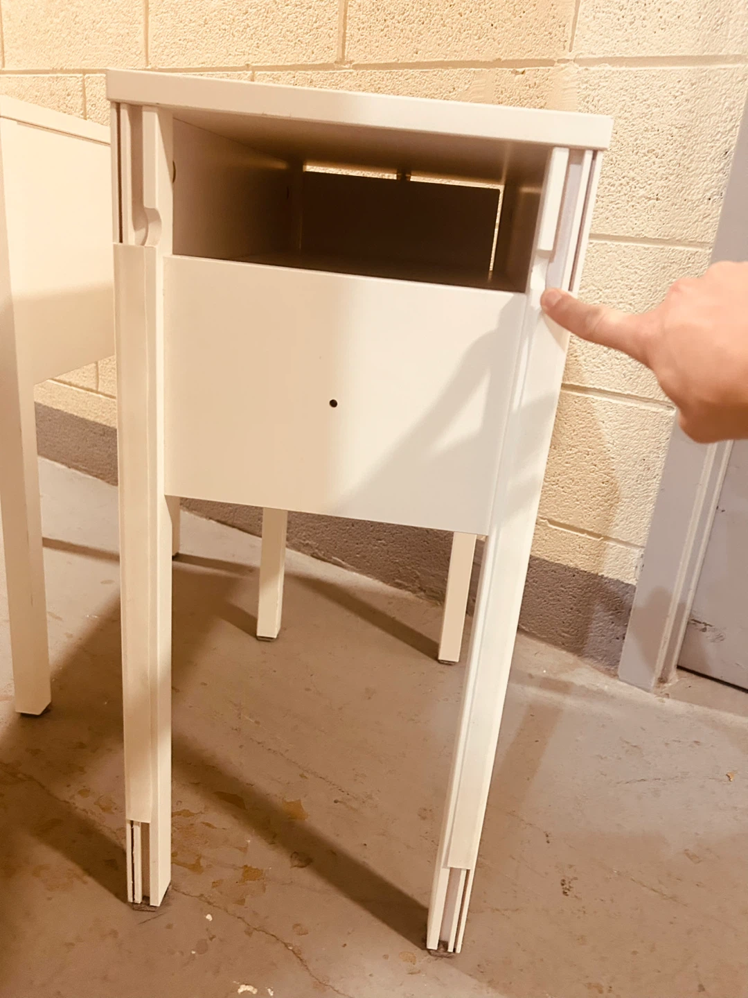 Two White Nightstands, with Drawer - photo 4
