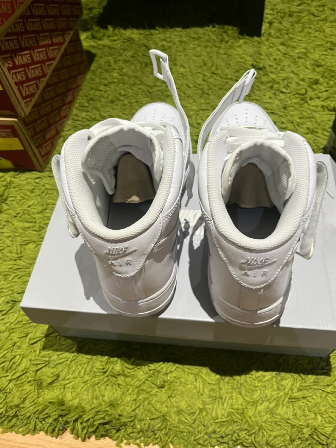 Nike Air Force 1 Mid '07 White Sneakers - Size 9.5 - photo 4