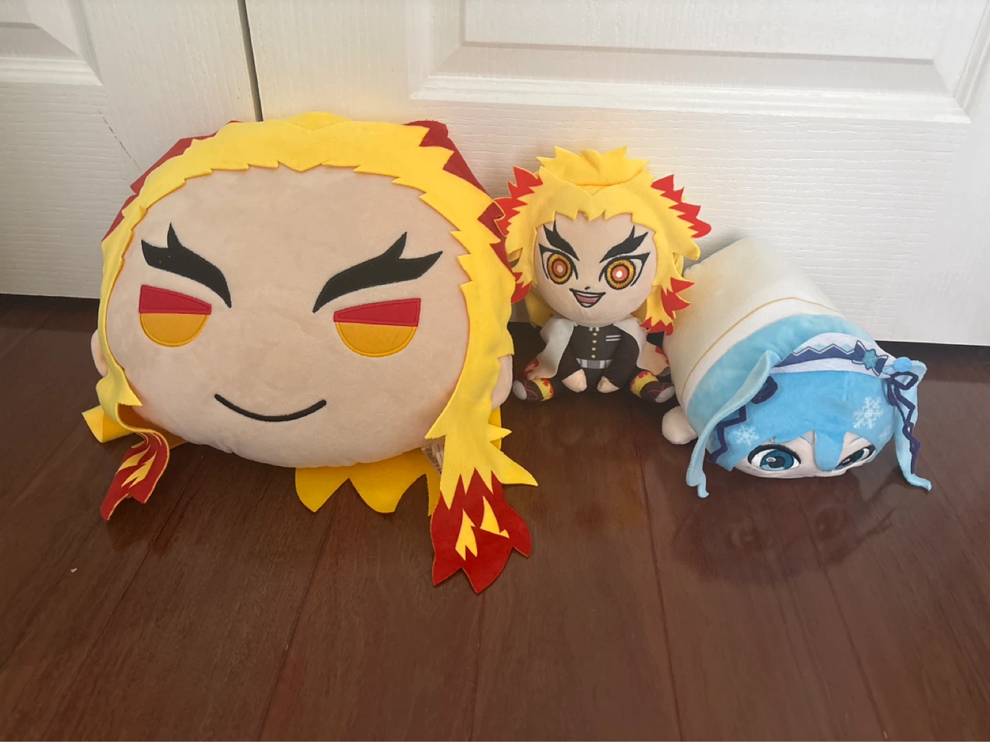 Demon slayer Rengoku and hatsune Miku plushie