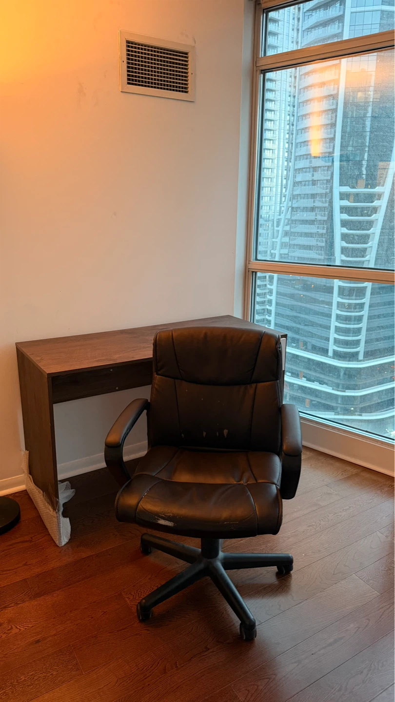 Moving out sale - Wooden Desk with Drawers and Chair - photo 2