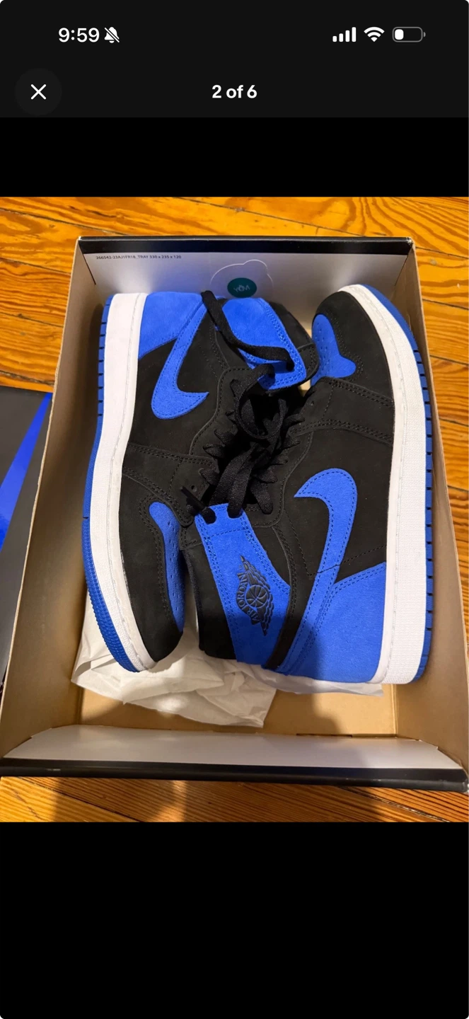 Air Jordan 1 Retro High OG "Reverse Royal Blue" Sneakers - photo 4