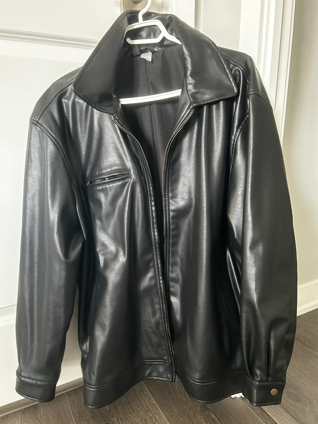 Black Leather Jacket size L
