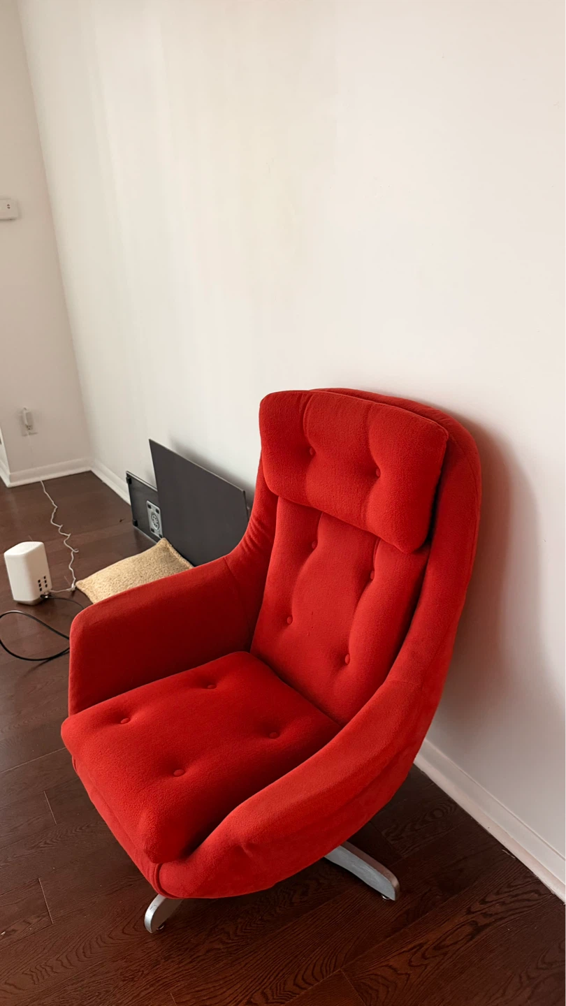 Moving out sale - Orange Accent Chair