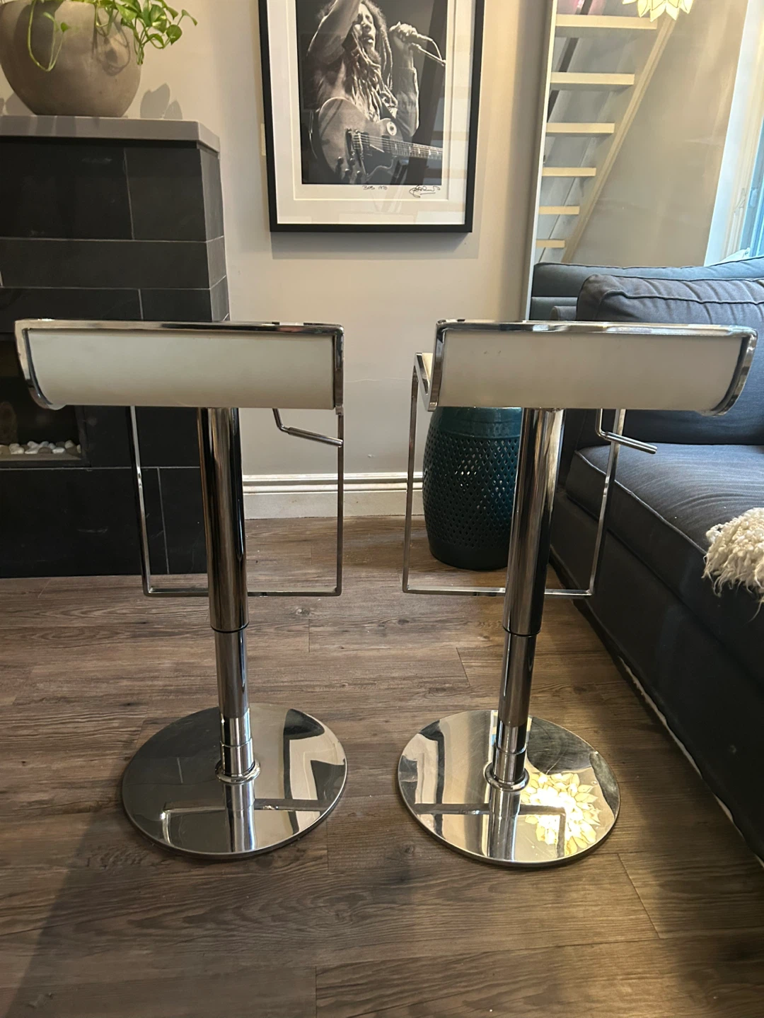✨ Modern White & Chrome Adjustable Bar Stools – Set of 2