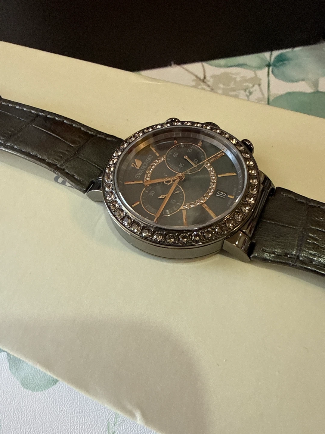 Swarovski Watch with Crystal Embellishments - photo 2