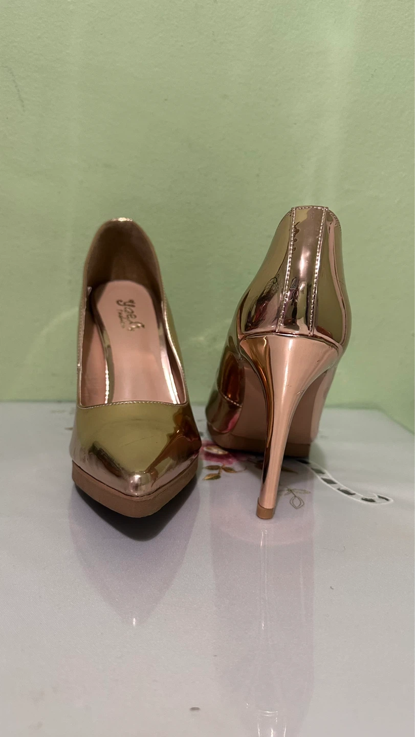 Rose Gold Pointed Toe Stiletto Heels - photo 2