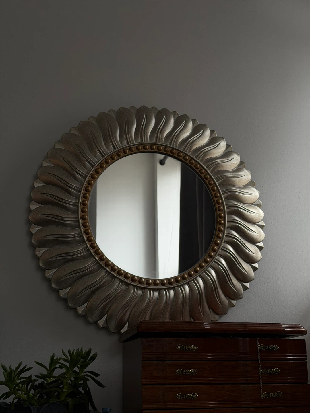 Sunburst Decorative Wall Mirror - photo 3