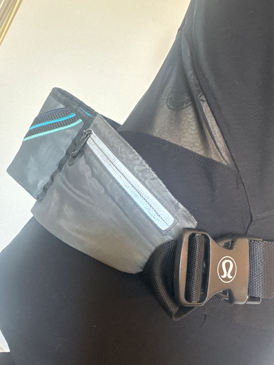 Lululemon Gray Running Belt with Water Bottle Holder - photo 2