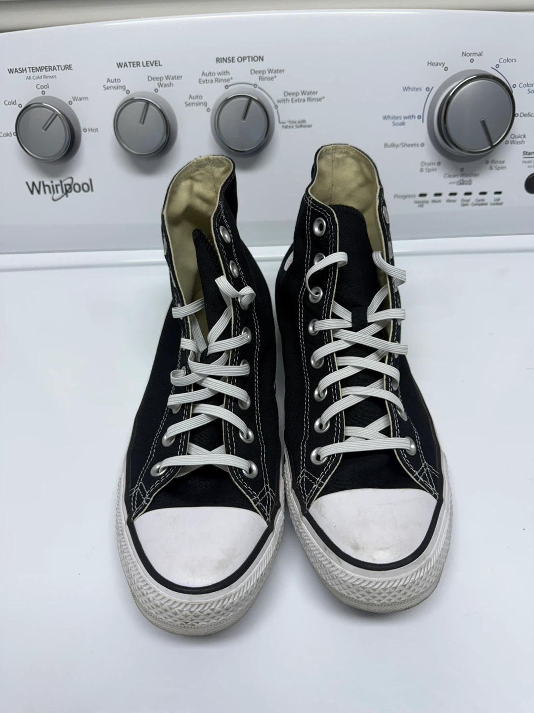 Converse Cuck Taylor high top - Men’s size 9.5