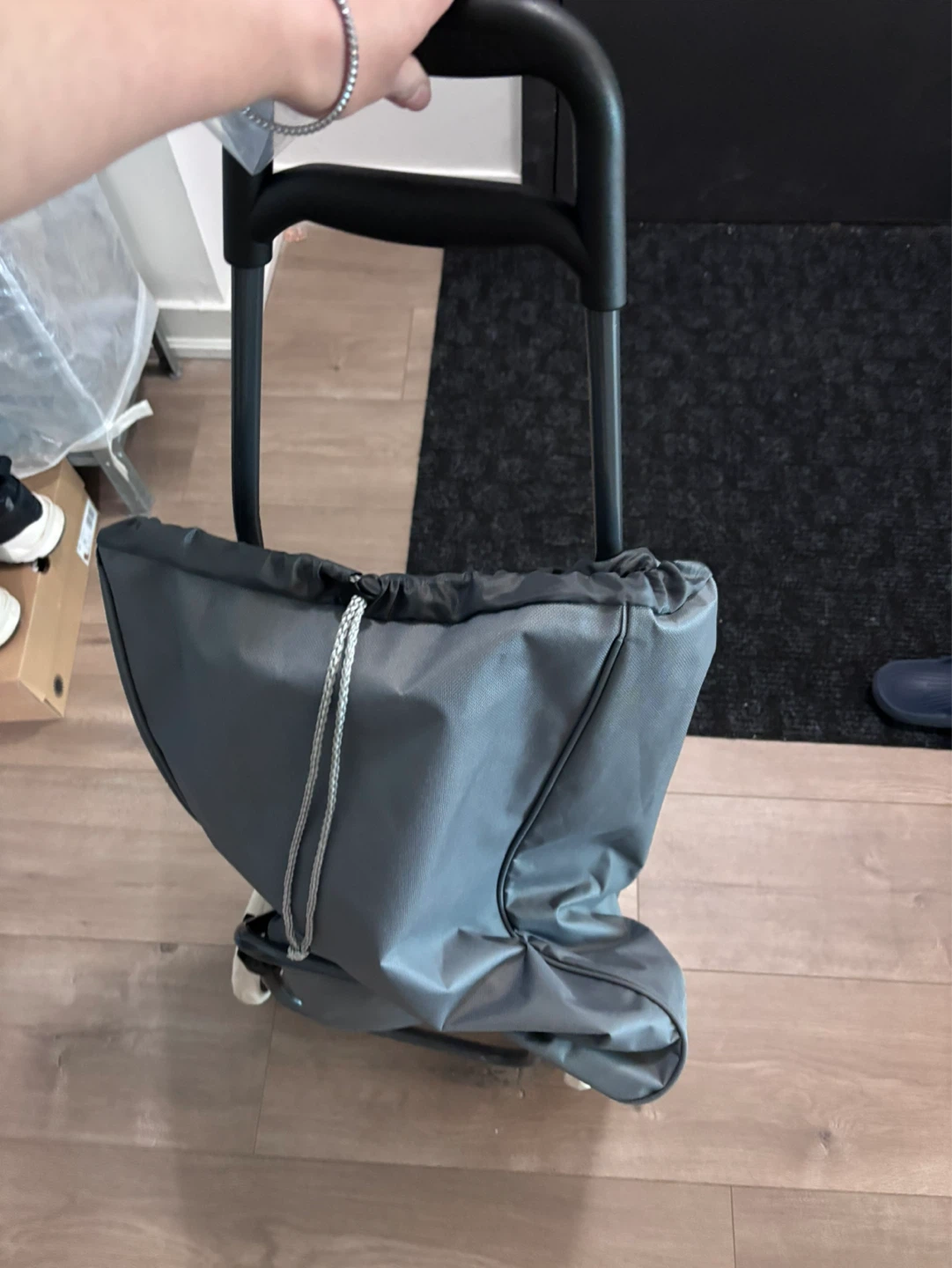 Mainstay  foldable shopping cart - photo 2
