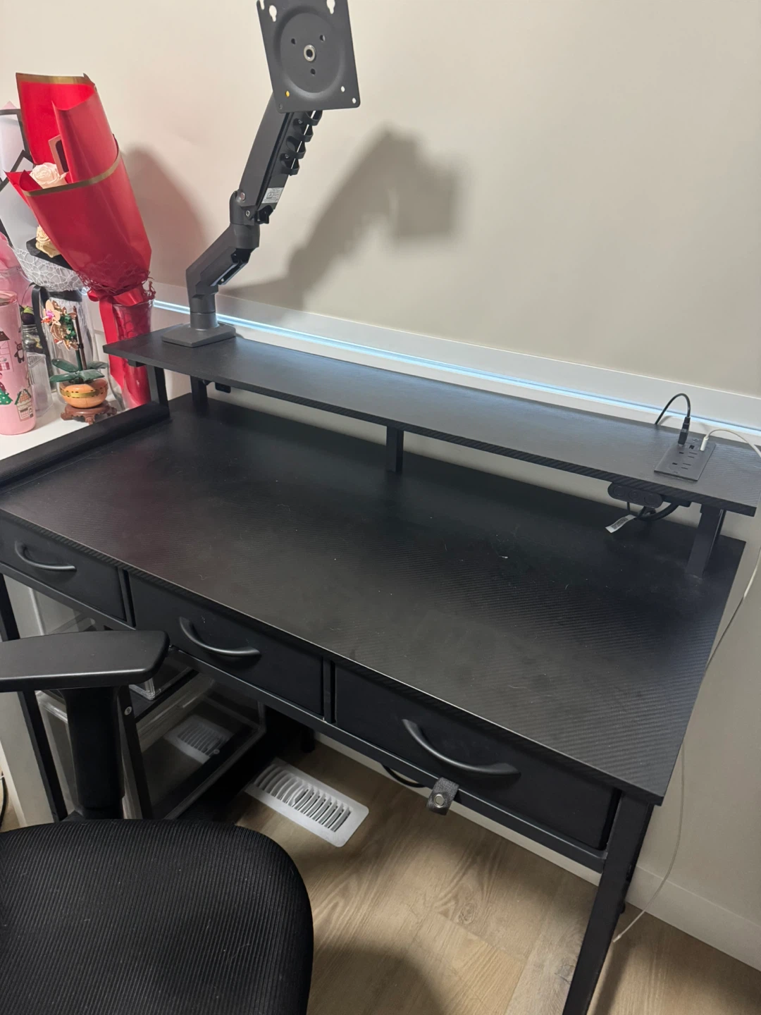 Gaming Desk (READ DESCRIPTION)