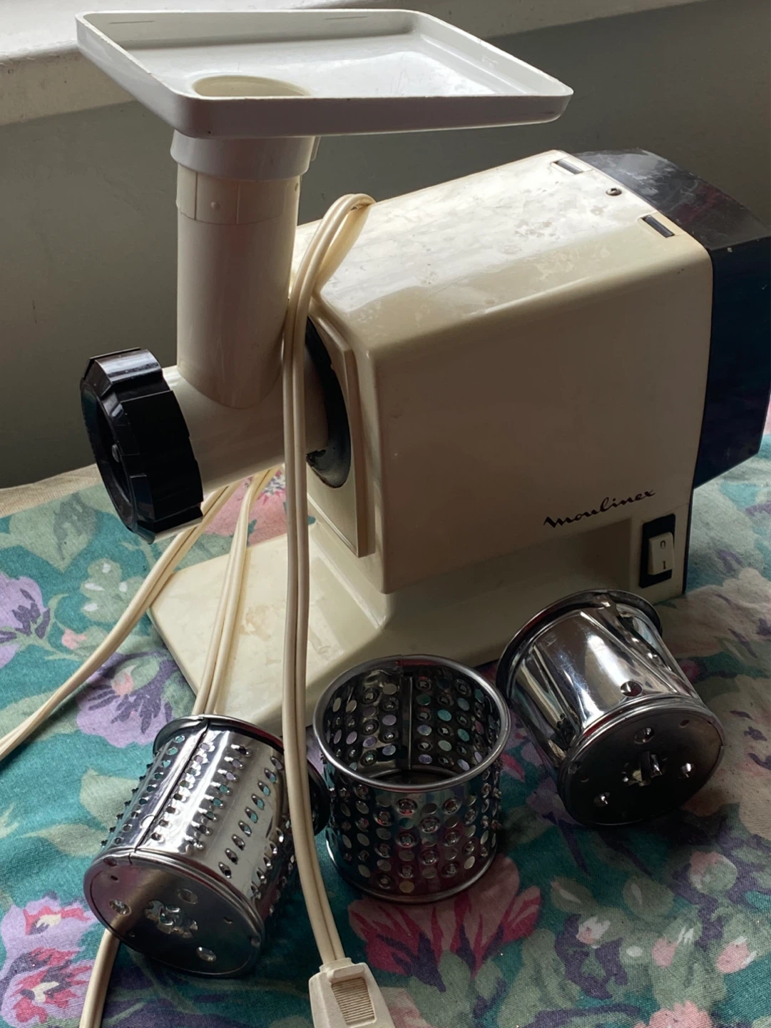 Moulinex Electric Meat Grinder Shredder