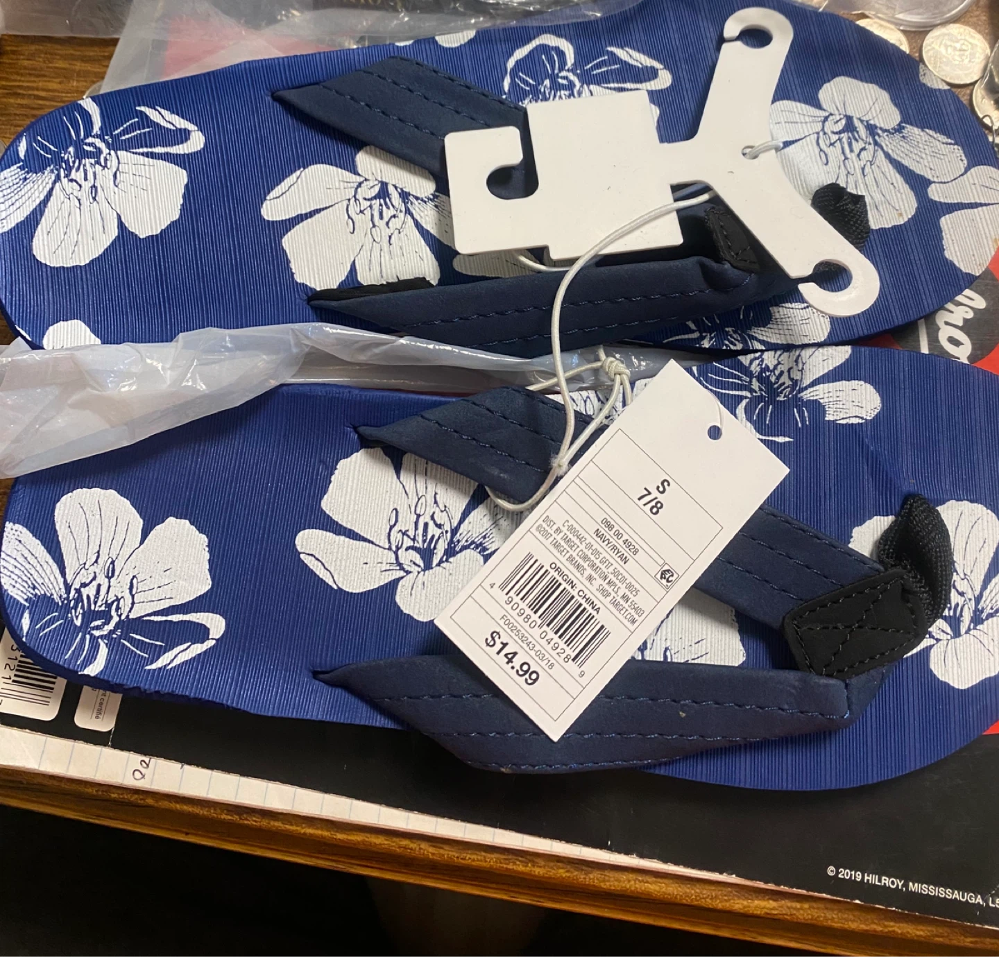 Goodfellow & Co. Blue Floral Flip Flops Size S (7/8) - photo 2