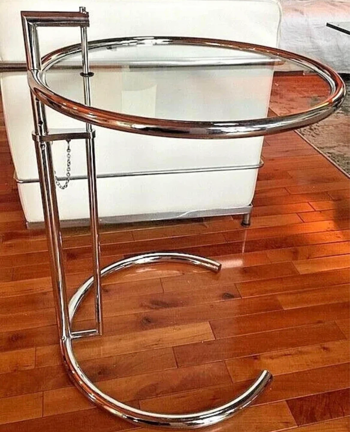 Eileen Gray style side table