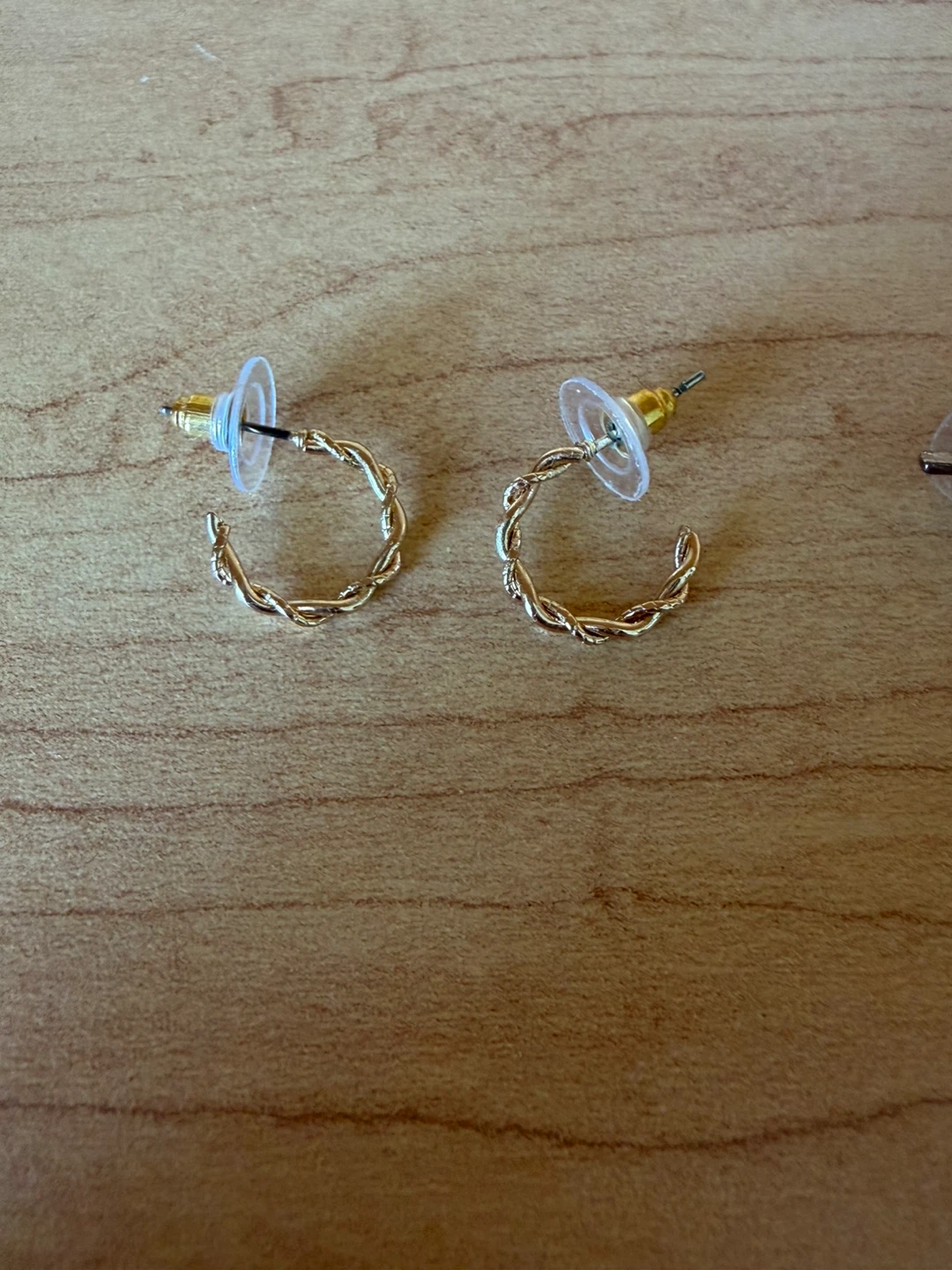 Mix of gold earrings - photo 2