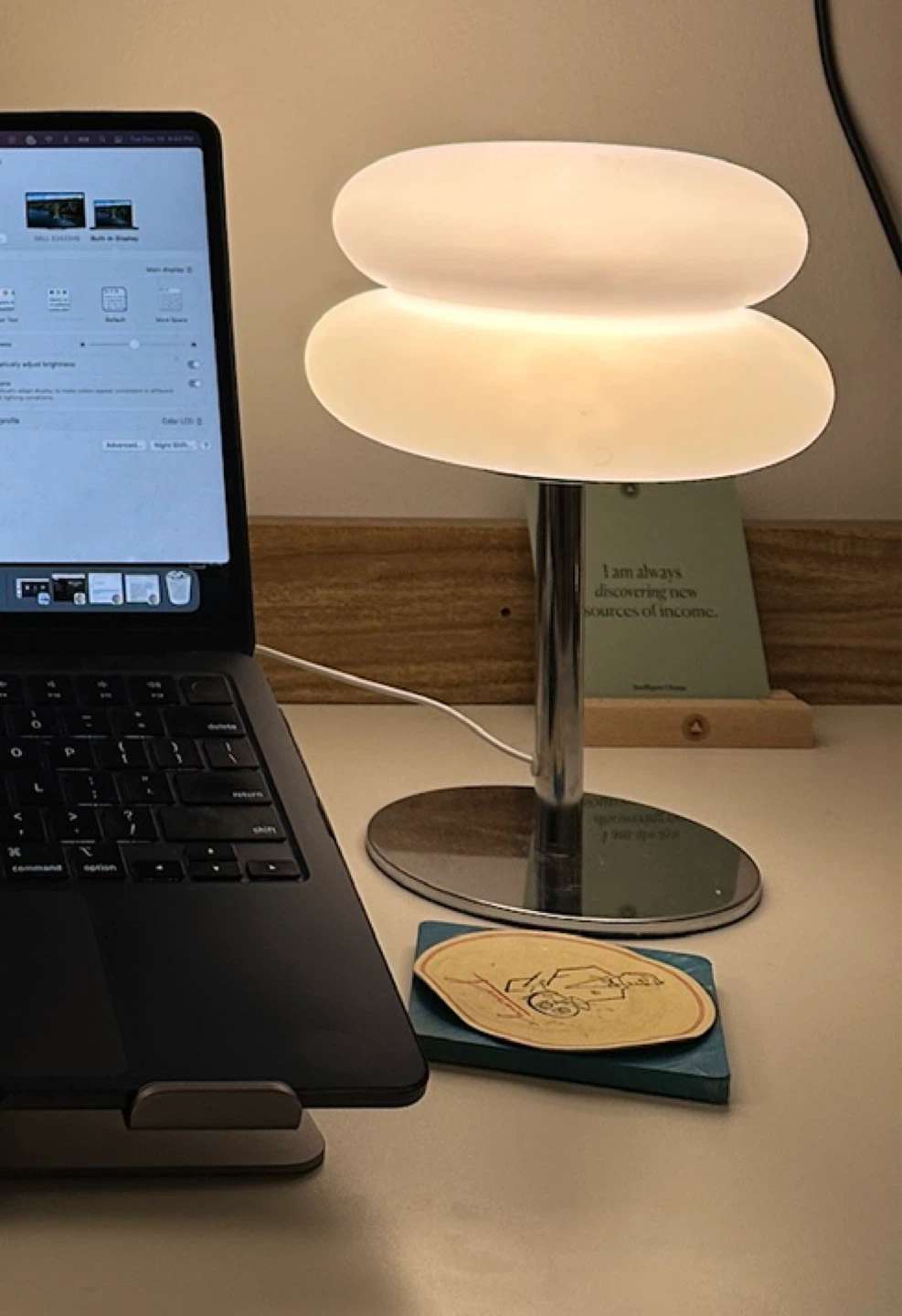 Retro Mushroom Lamp (2 available) - photo 3