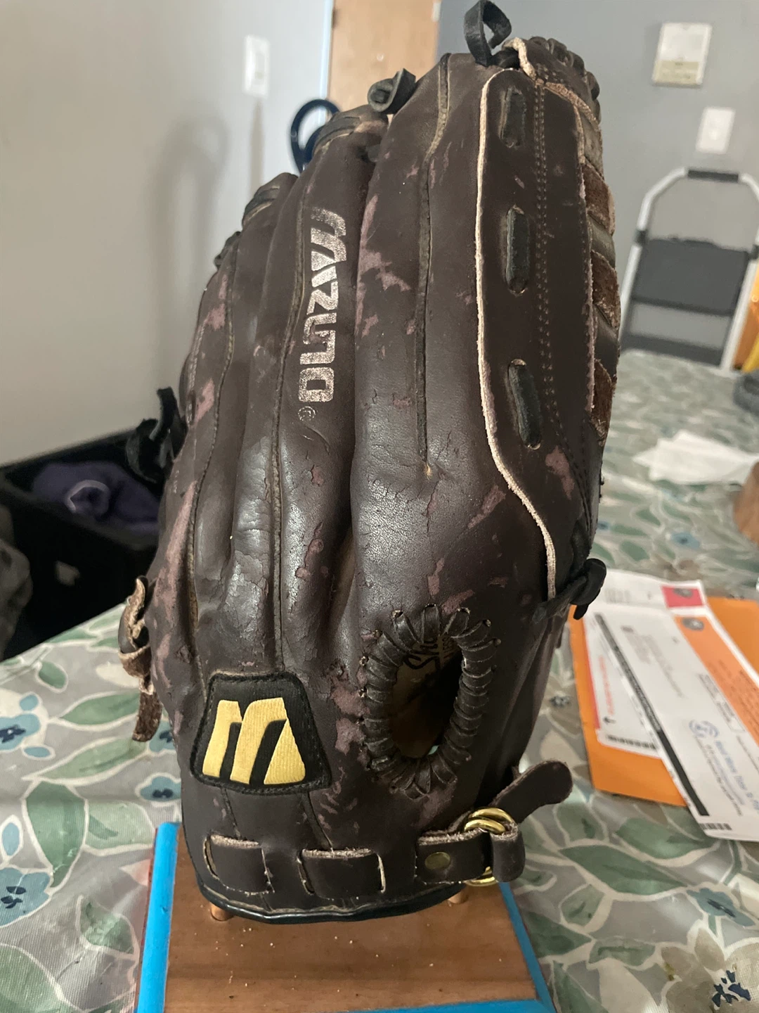 Mizuno Baseball Glove - photo 2