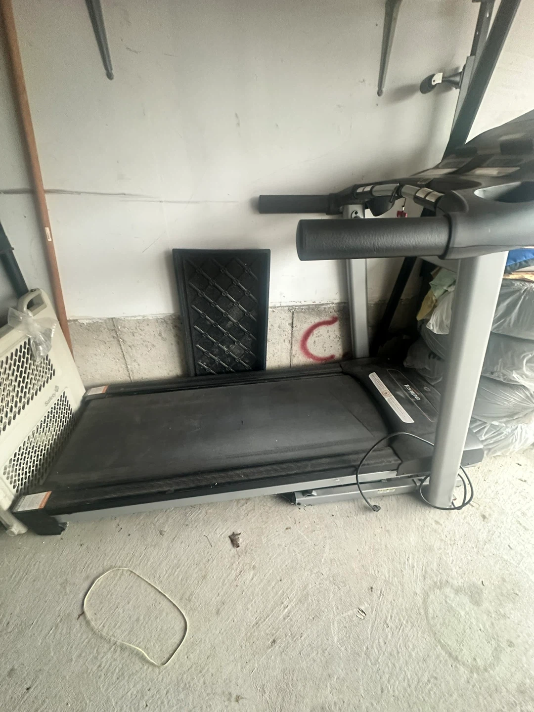 Tempo Fitness 632T Treadmill - photo 2