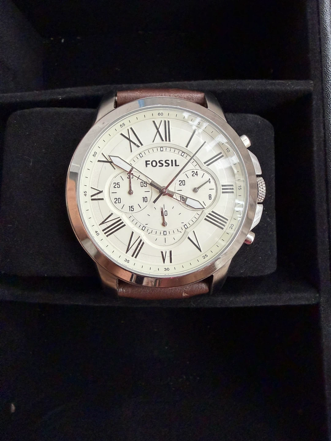 Fossil Chronograph Watch with Brown Leather Strap - photo 3