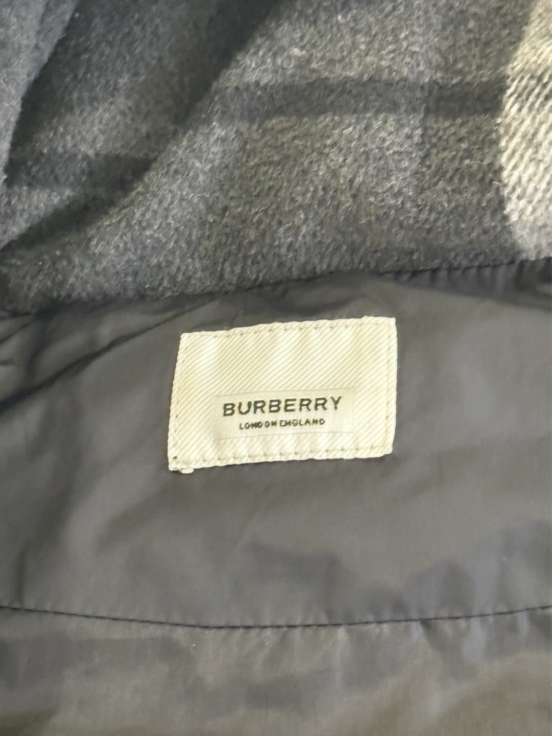 Burberry Puffer Jacket - photo 2